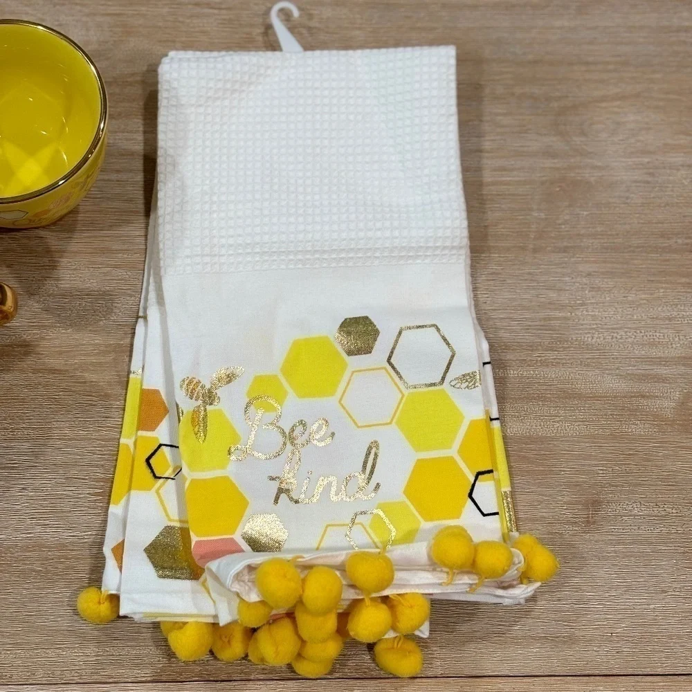 NWOT Paper Source Hello Honey Queen Bee Tea Set Bundle Collection, Set of 5